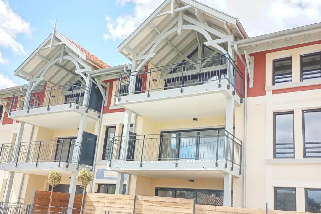 Loft Standing 100 M2 A 200 Metres De La Plage Apartment Lacanau Ngoại thất bức ảnh